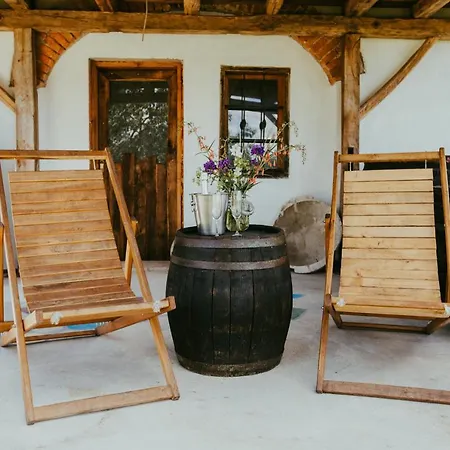 Ranč Jureš - Relaxing Countryside Escape *