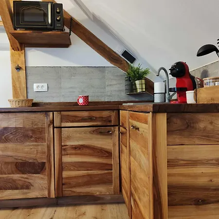 Ranc Jures 아파트